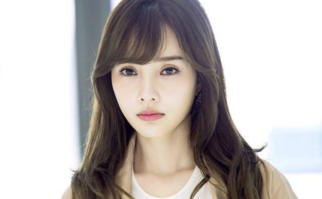 Phim bi cam cua Ly Tieu Lo ra mat sau 3 nam dap chieu hinh anh