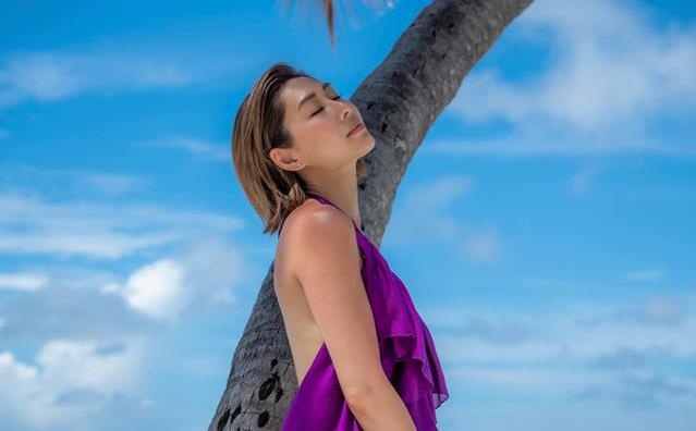 Anh hau TVB chup anh ban nude o Maldives hinh anh