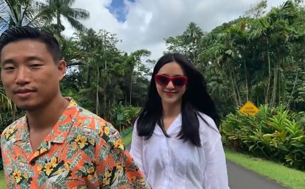 Cuu thanh vien Running Man lan dau khoe vo dep hinh anh