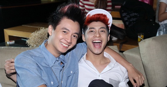 4 nam than Vpop bang tuoi dang o dau, lam gi? hinh anh