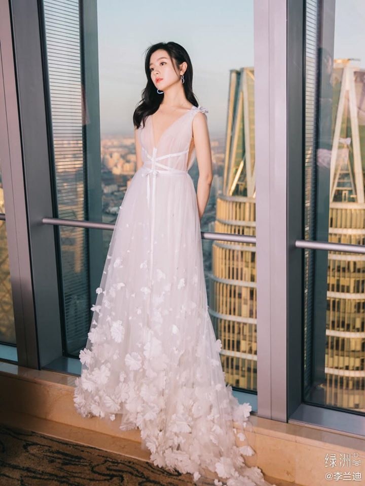 Mong hoi Dai Thanh,  Ly Lan Dich thon gon,  Xin chao ngay xua ay,  Du Chau Chau,  tieu hoa dan anh 2