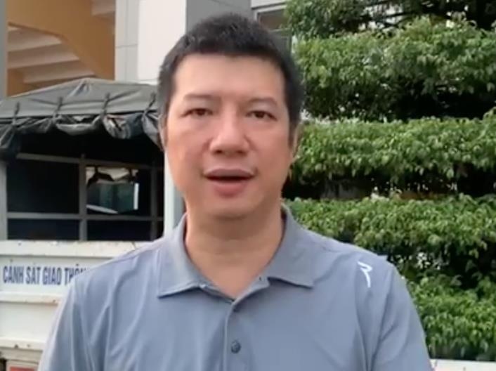 BLV Quang Huy: 'Mac Hong Quan van con co hoi' hinh anh