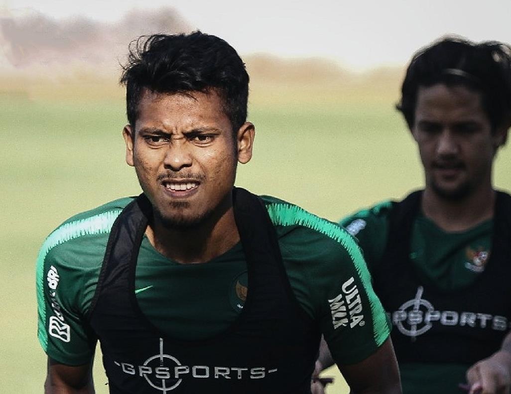 Nha bao Indonesia lo doi nha khong du suc da 90 phut voi Viet Nam hinh anh