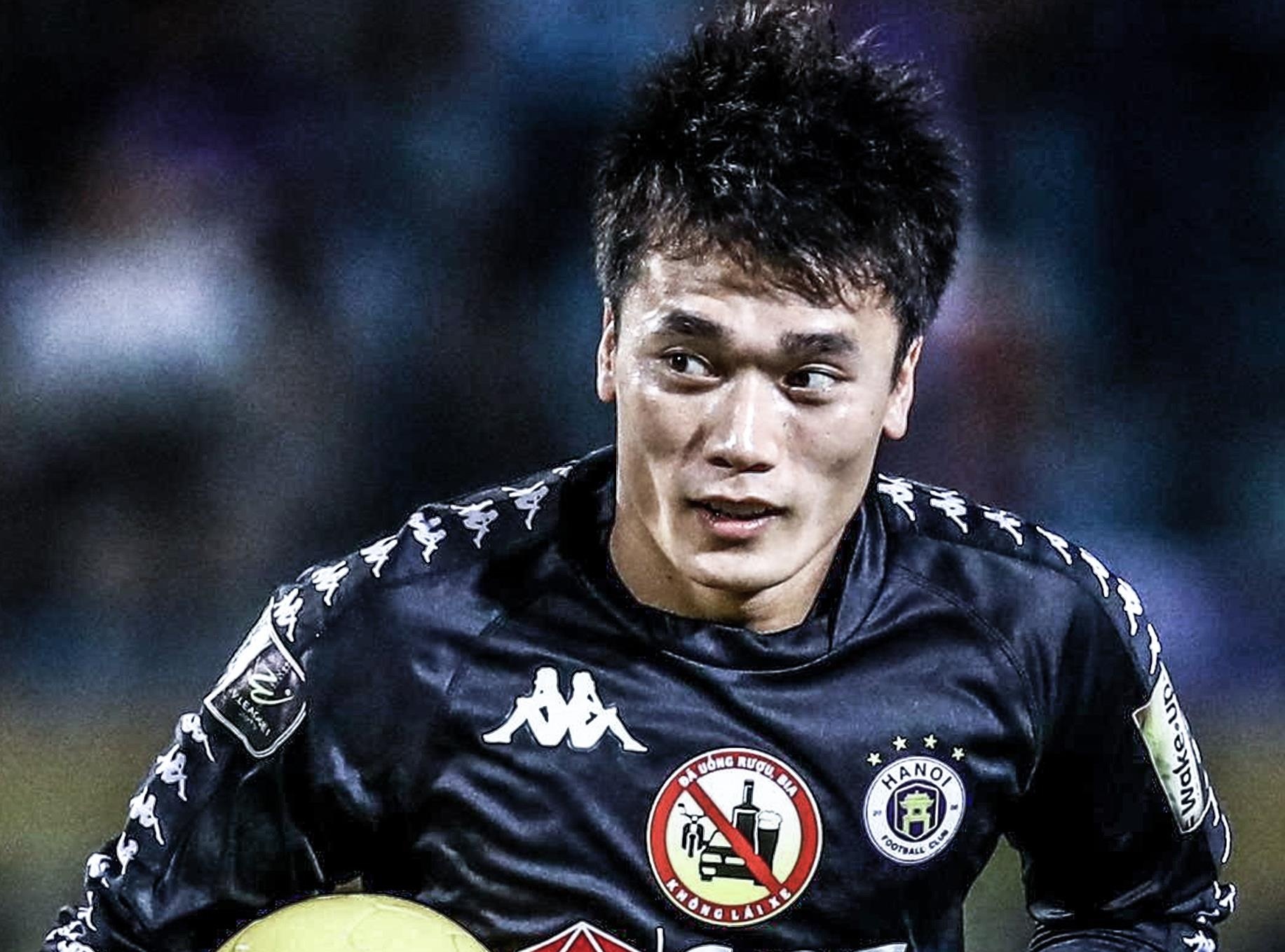 Bui Tien Dung vao top 3 cau thu Viet Nam duoc san don nam nay hinh anh