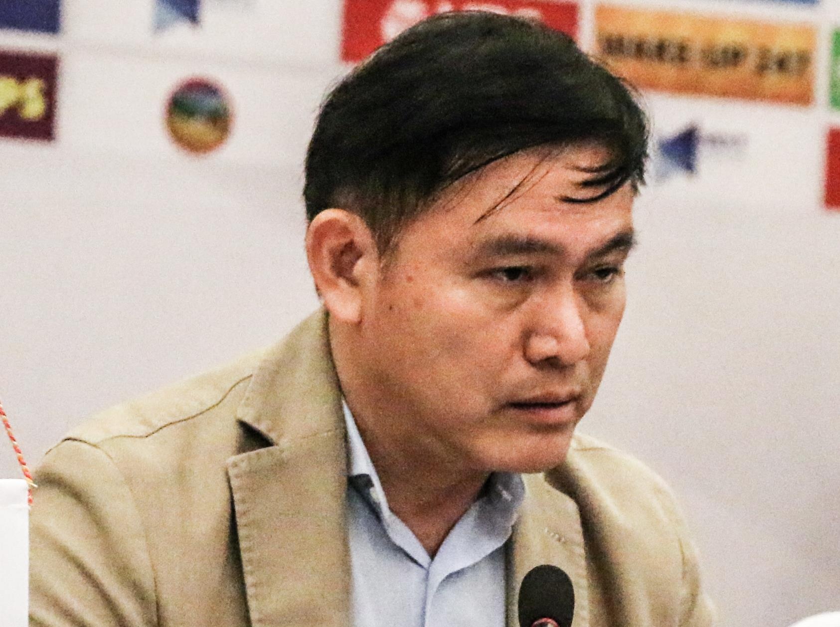 'Van Quyet khong du tieu chuan nhan danh hieu cau thu hay nhat giai' hinh anh