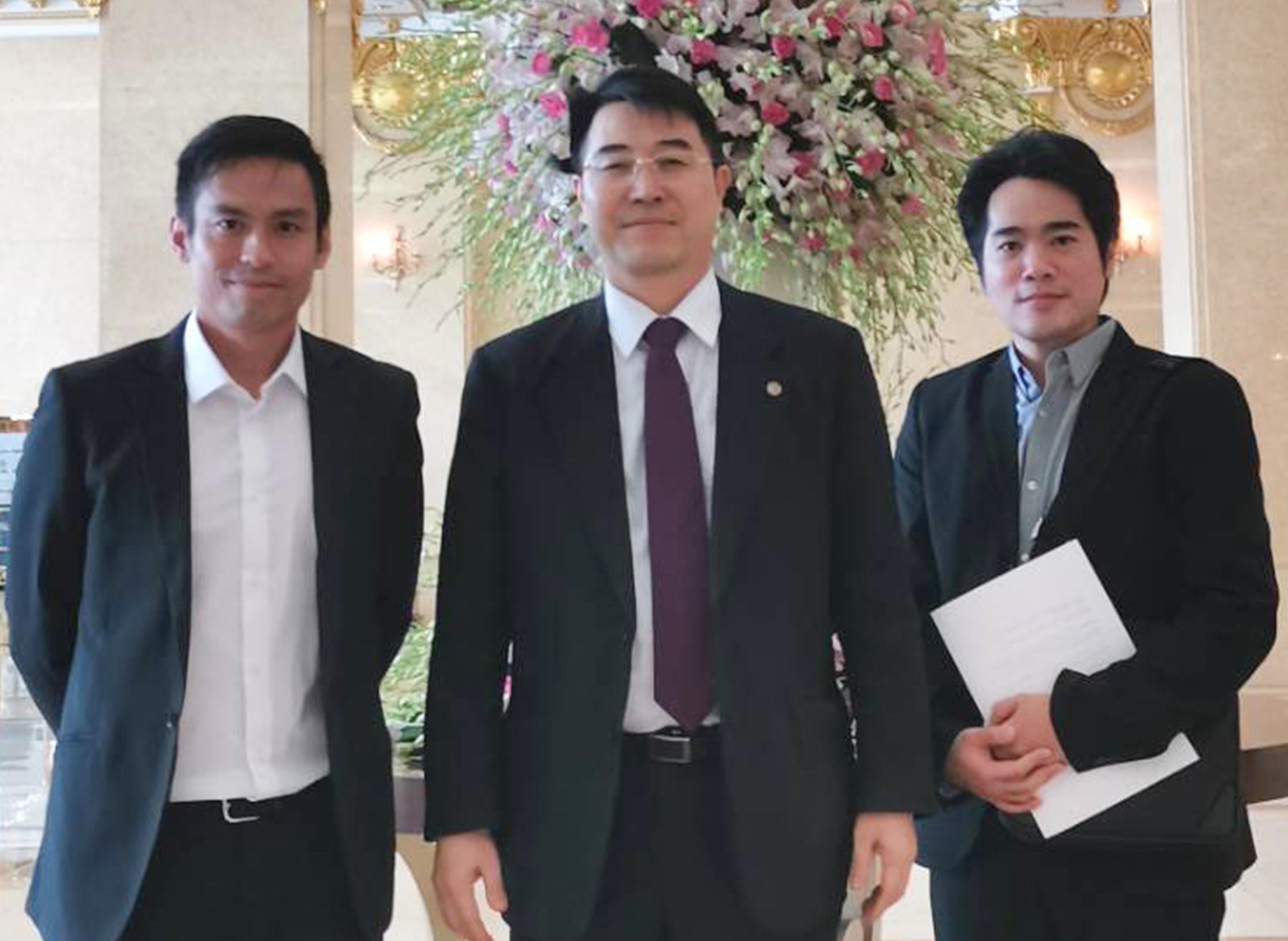 Thai Lan tan dung AFF Awards de tien tram cho tran gap Viet Nam hinh anh