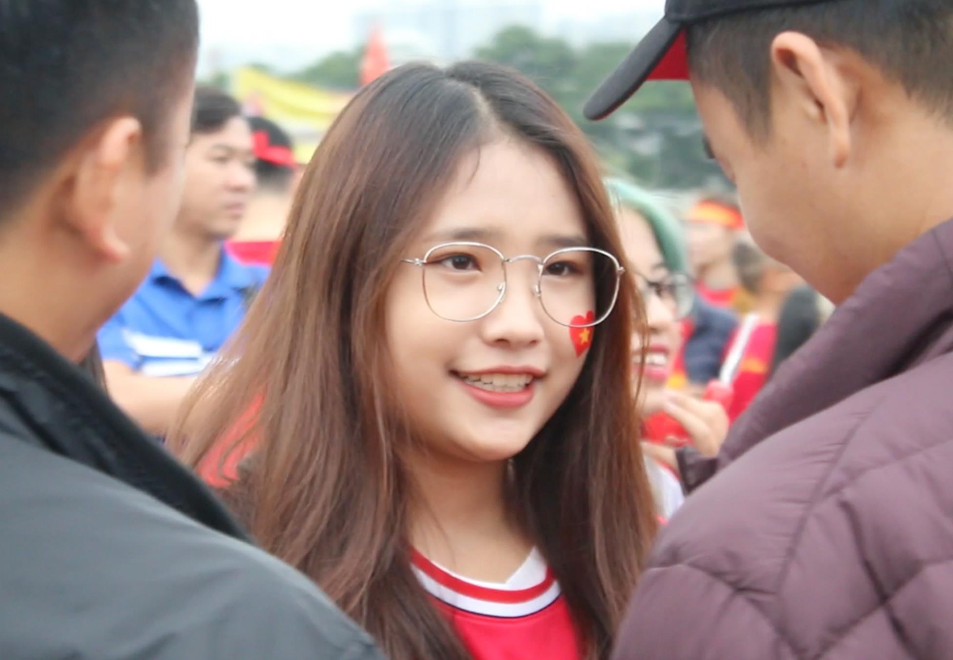 CDV mua ve voi gia 4 trieu/cap tran Viet Nam gap UAE hinh anh