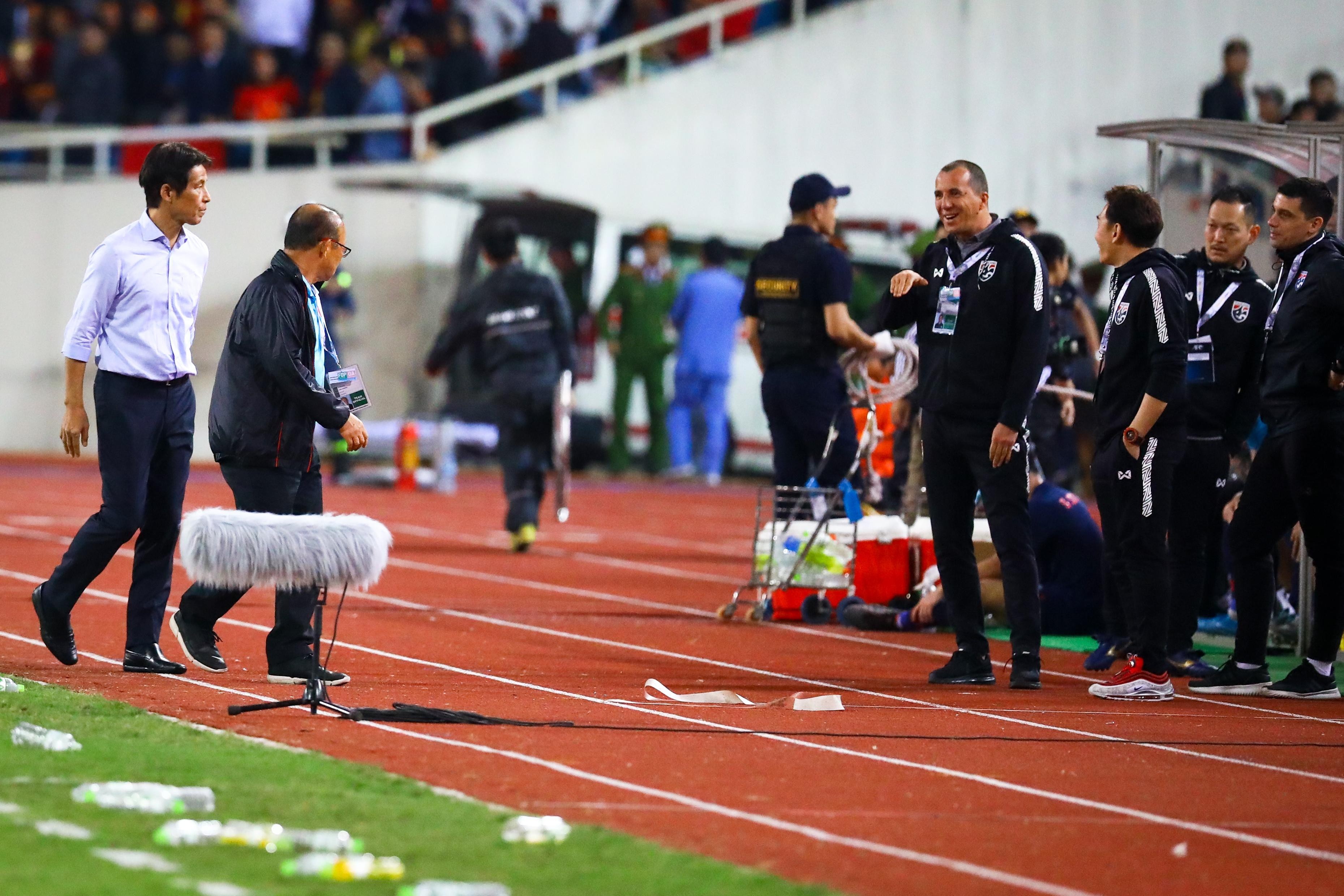 trợ lý Thái Lan xin lỗi Việt Nam ảnh 1 tro ly Thai Lan xin loi Viet Nam anh 1