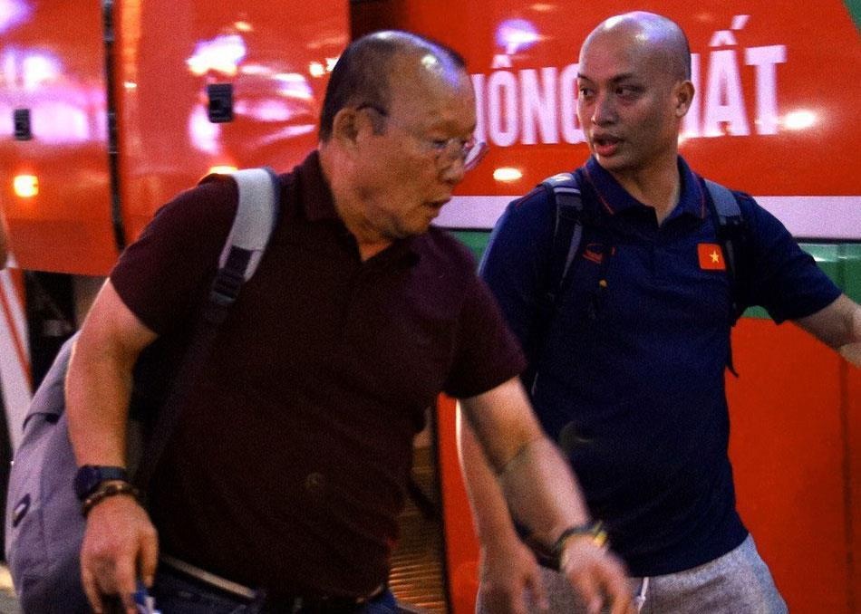 HLV Park buon khi nghe tin cuu cau thu Han Quoc bi ung thu hinh anh