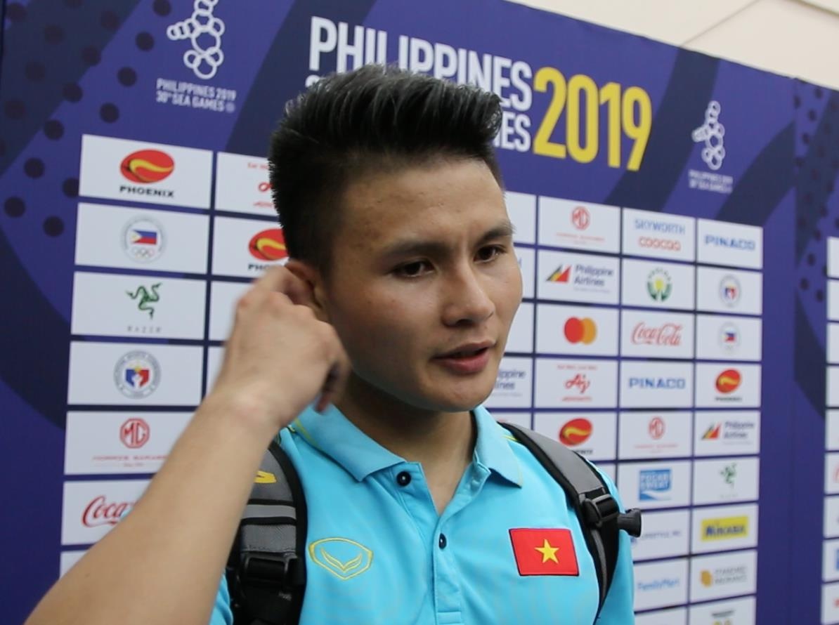 Quang Hai tiet lo ly do chon san o tran gap U22 Lao hinh anh