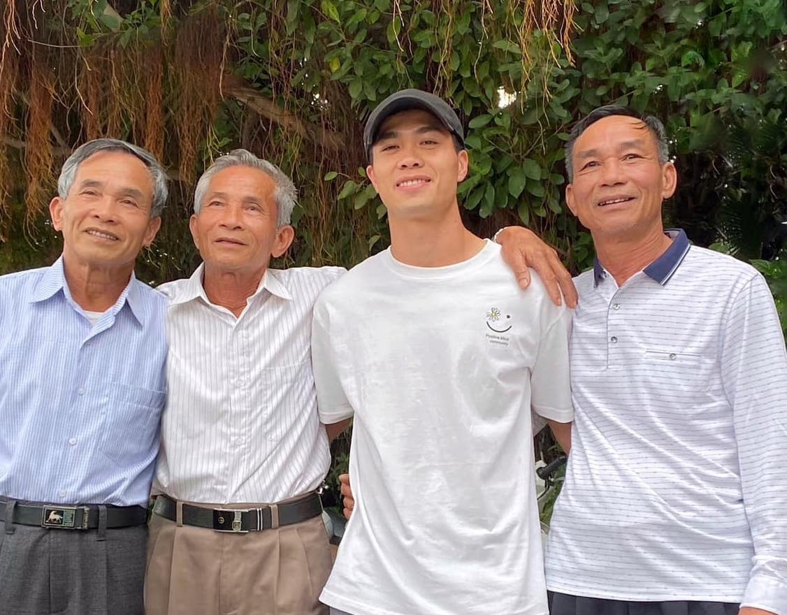 Cong Phuong tro ve Viet Nam hinh anh