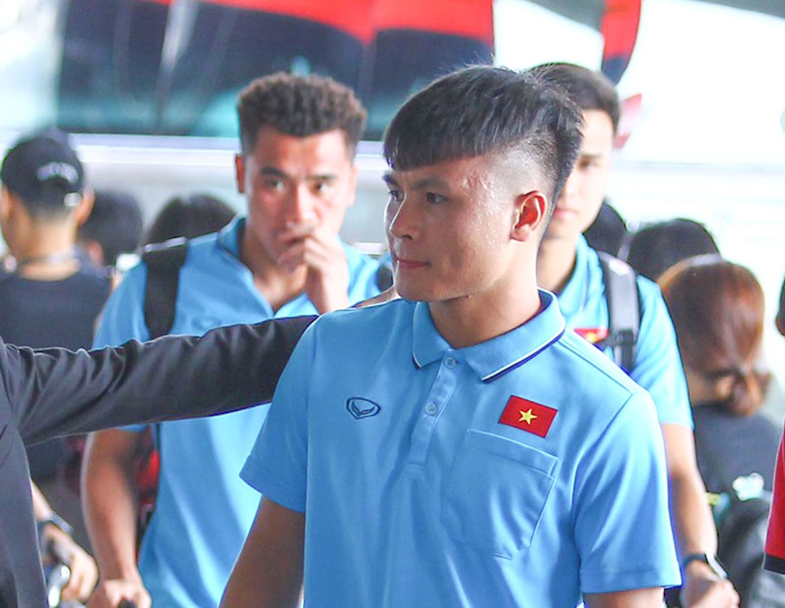 U23 Viet Nam len duong sang Thai Lan hinh anh