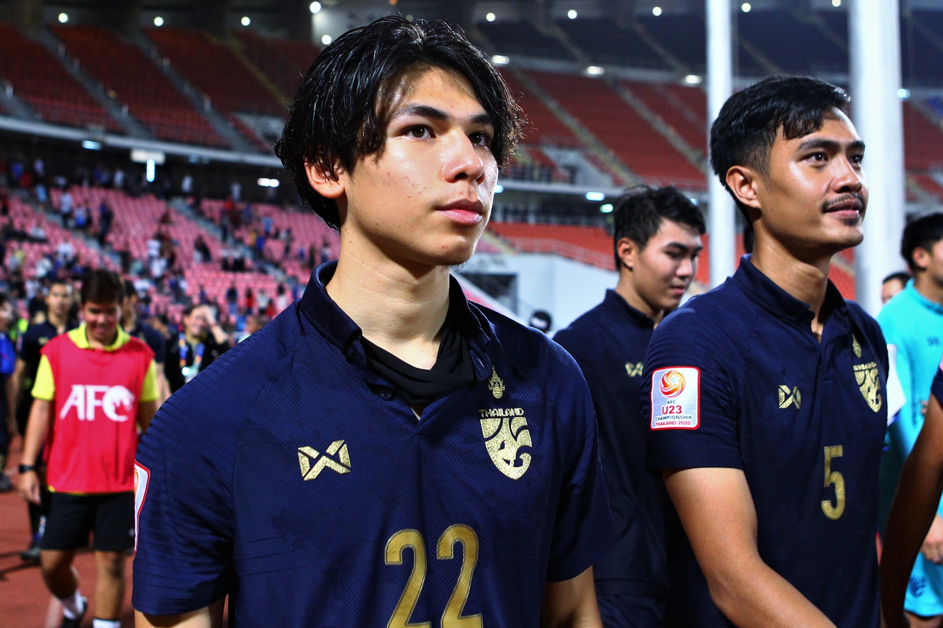 Madam Pang dua tuyen thu Thai kieu ve nuoc thi dau hinh anh