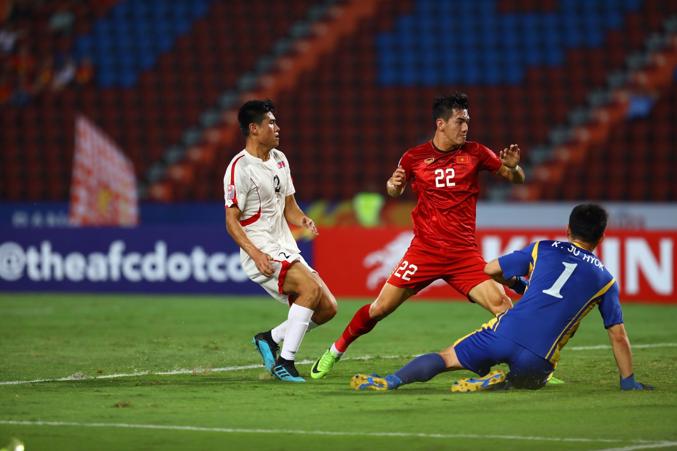 nguyen tien linh anh 2