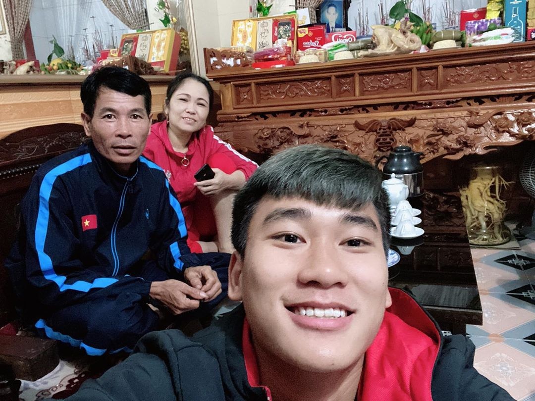 cau thu don Tet anh 8