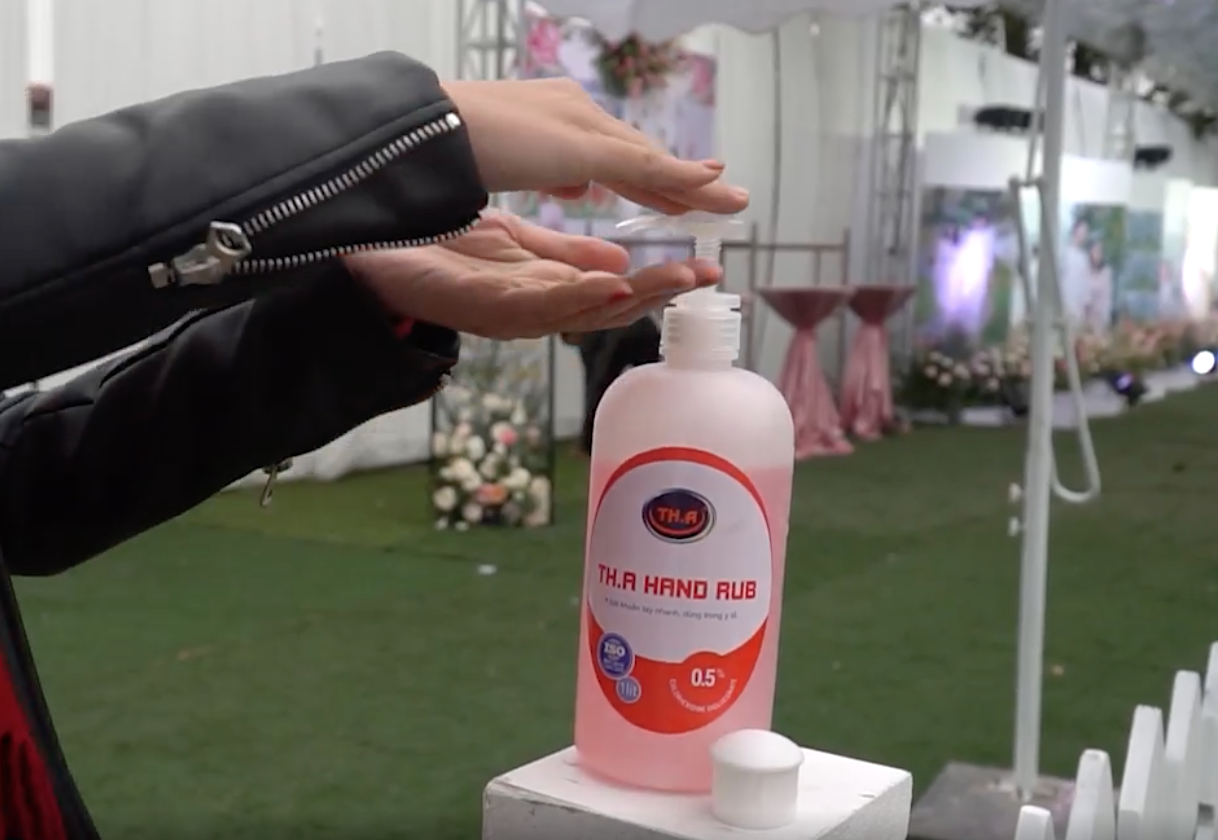 dam cuoi duy manh anh 4