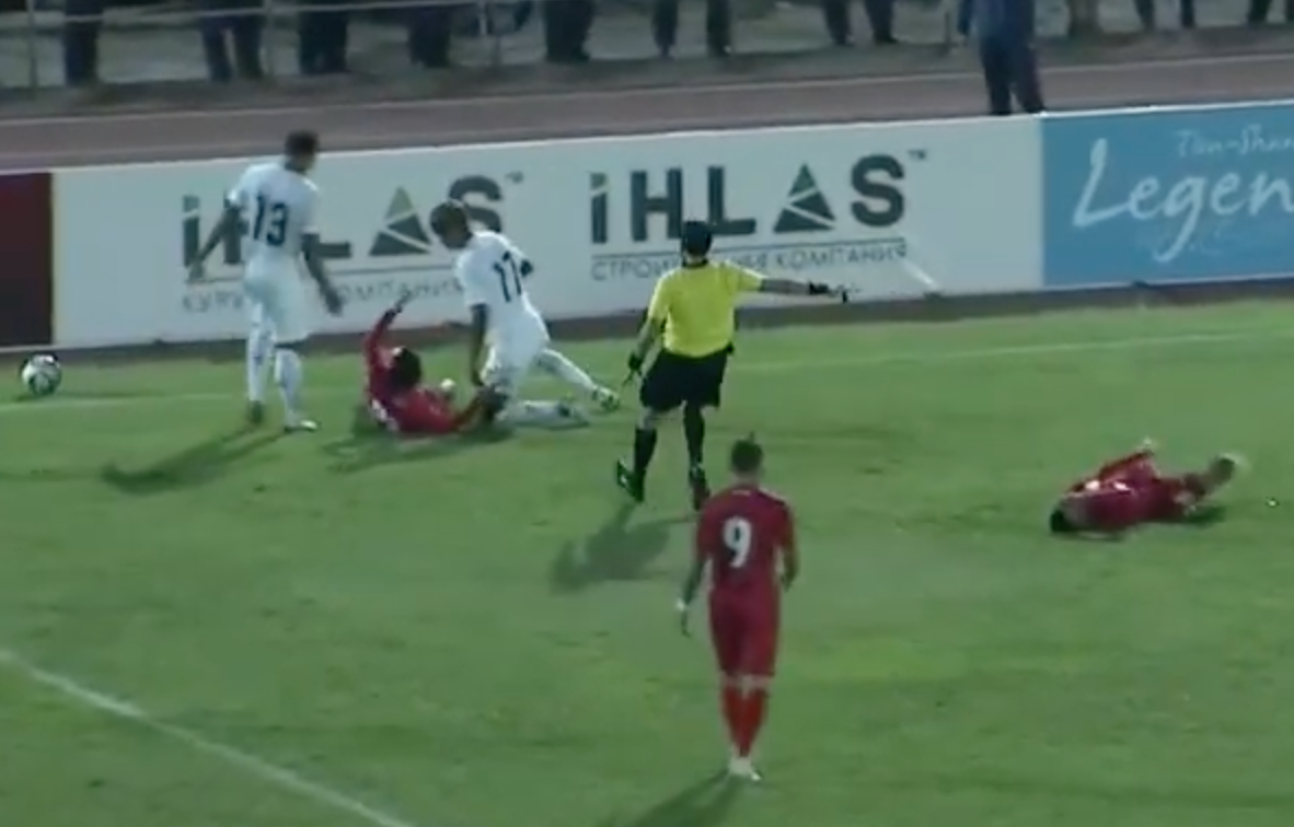 Tran dau bi tinh nghi dan xep ty so cua Myanmar hinh anh