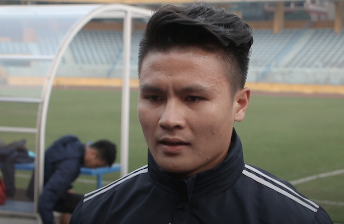 Quang Hai khong muon chuyen rieng tu bi de y qua nhieu hinh anh