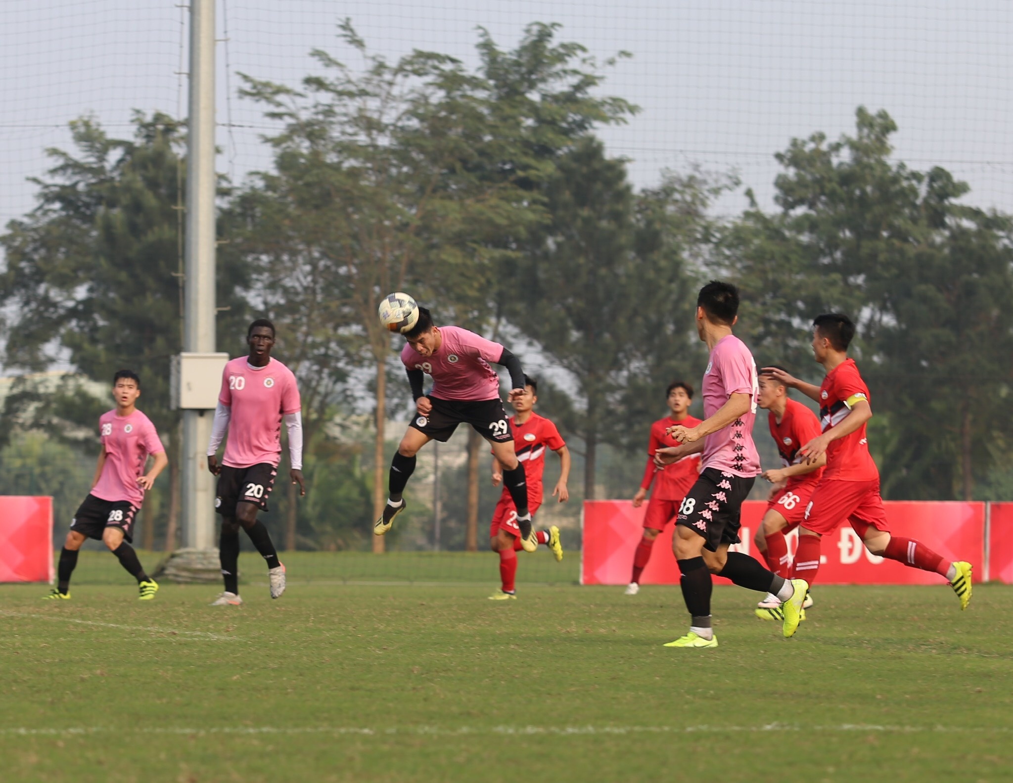 viettel 1-1 ha noi anh 7