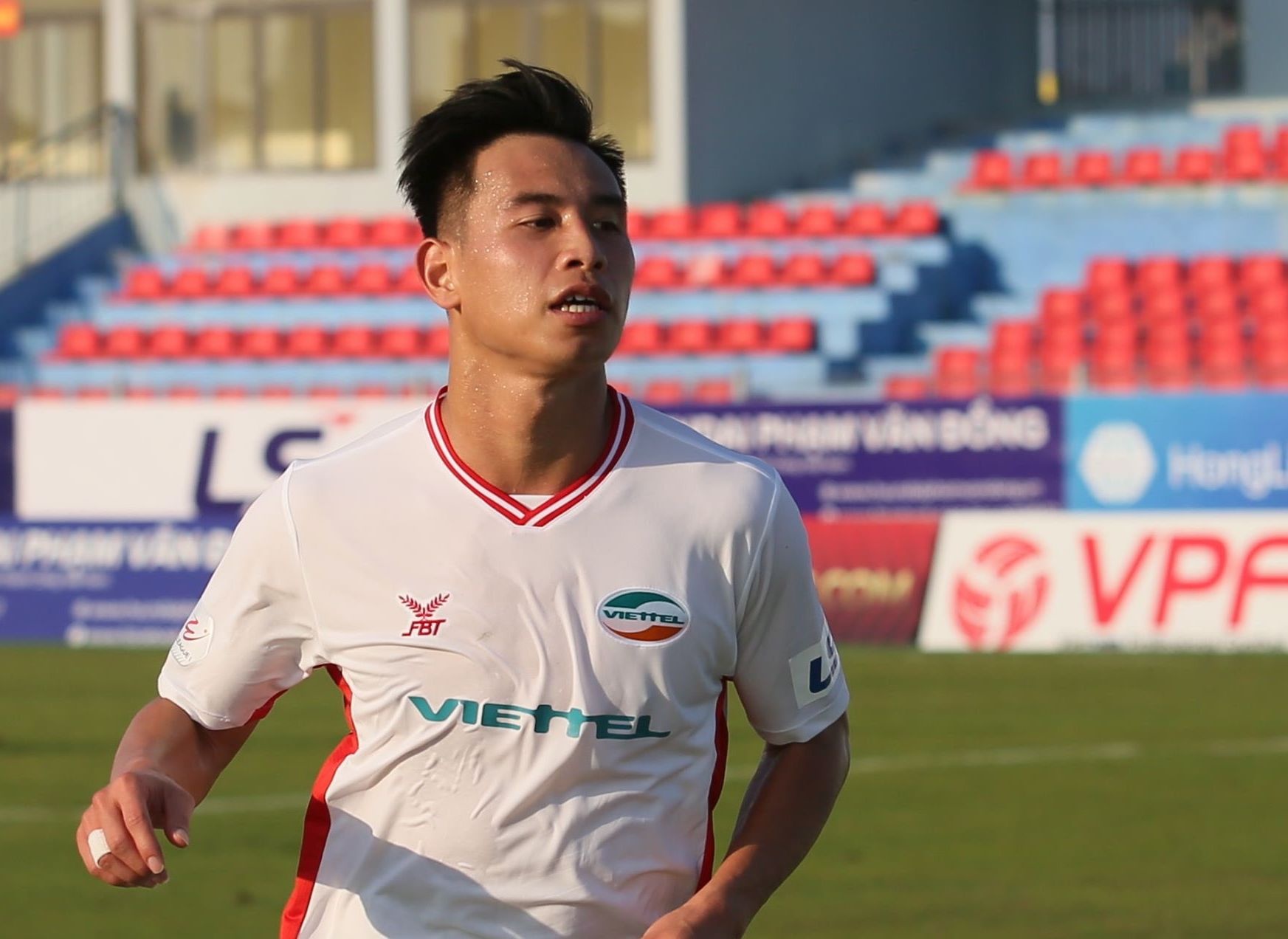 Viet Phong tu tin duoc goi tro lai tuyen Viet Nam hinh anh