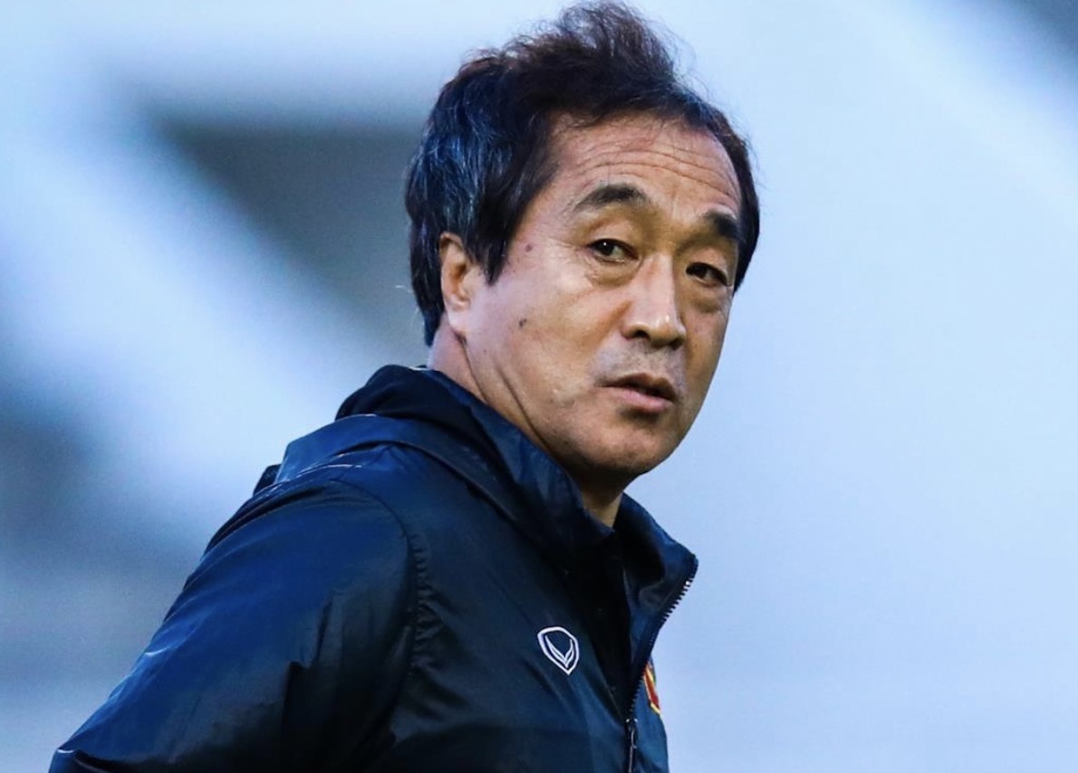 3 ngay di chuyen lien tuc cua to HLV tuyen Viet Nam hinh anh