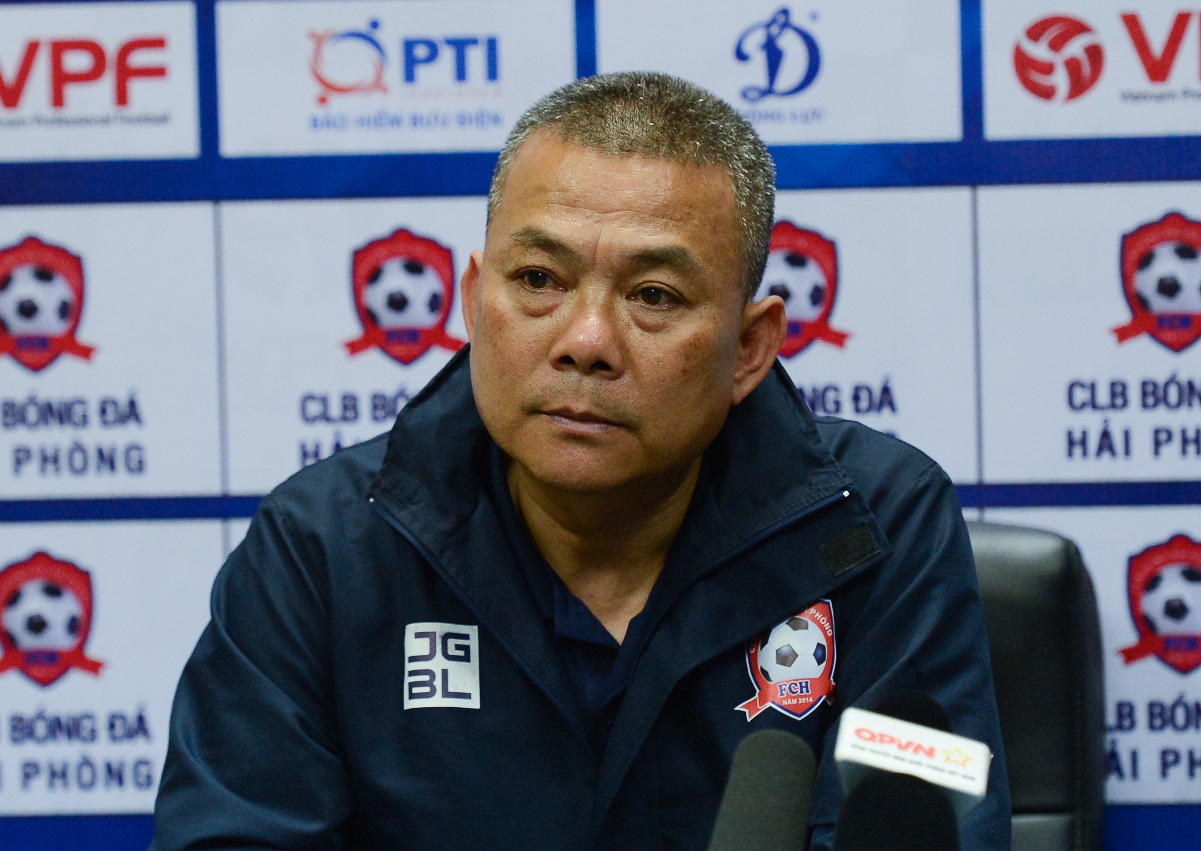 HLV Hai Phong chua hai long voi phong do cua Martin Lo hinh anh