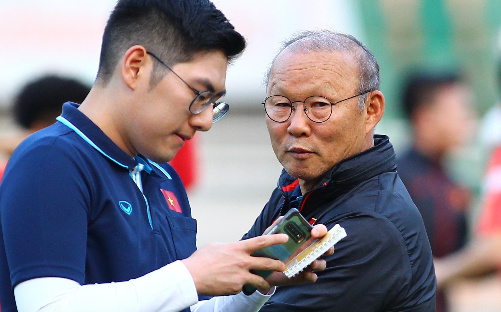 tro ly ngon ngu HLV Park anh 6