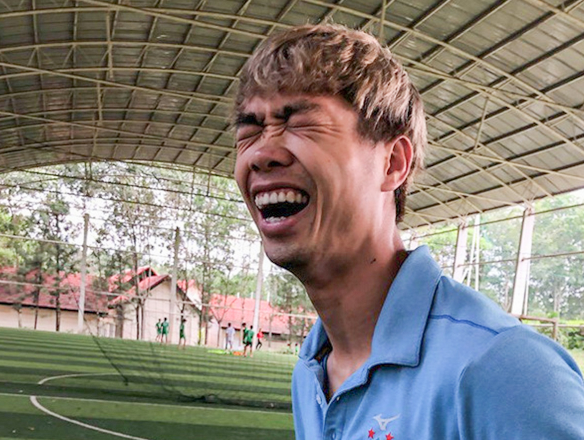 Cong Phuong va 3 ban thang vao luoi CLB Ha Noi hinh anh