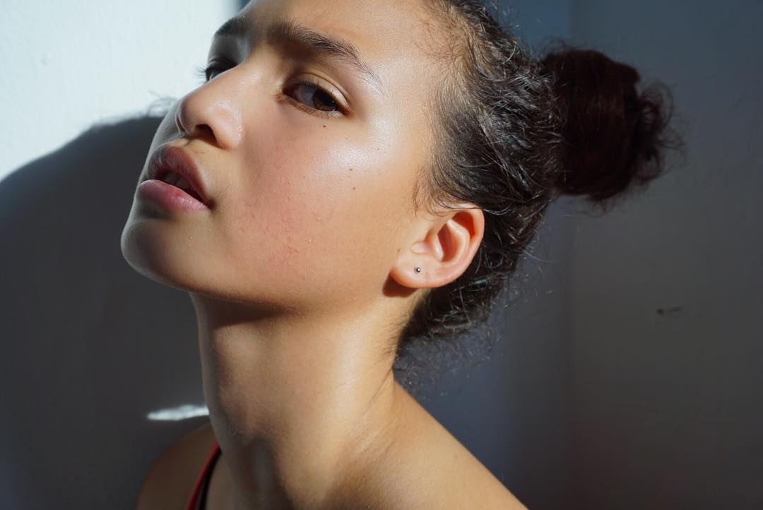 Ve dep cua con gai huyen thoai bong da Singapore hinh anh