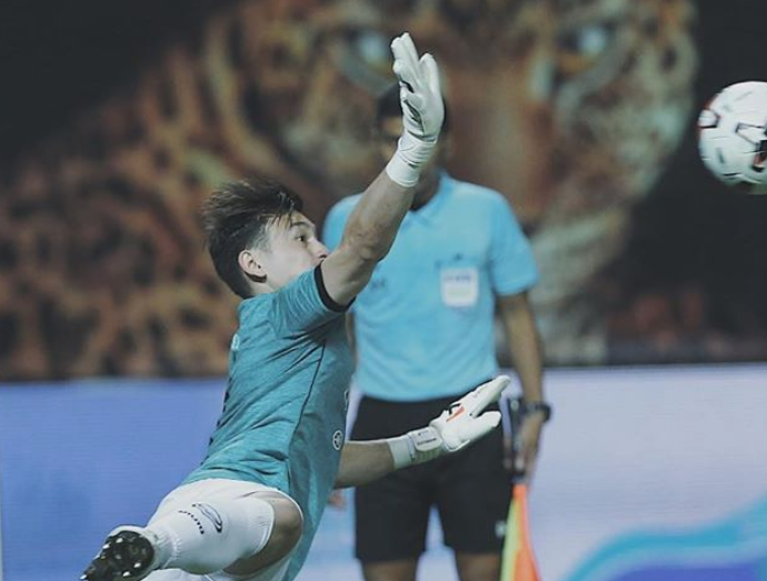 Van Lam chia se ky niem o Muangthong hinh anh