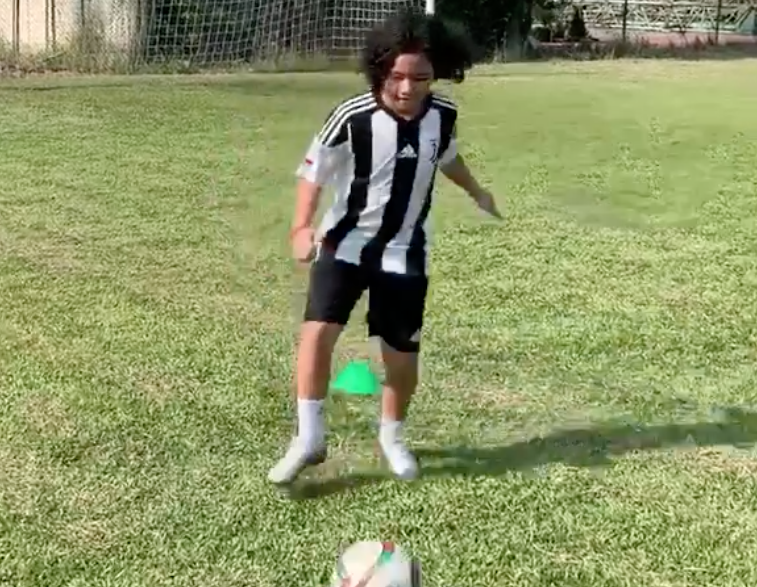 Huynh Kesley day con trai cach dut diem hinh anh