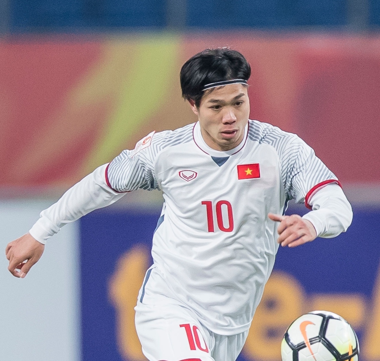 kiểu tóc Công Phượng ảnh 6 kieu toc Cong Phuong anh 6