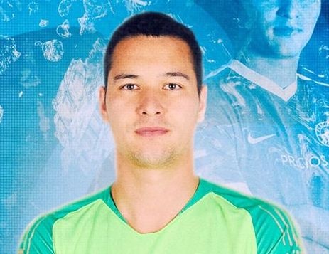 Filip Nguyen lan dau du vong bang Europa League hinh anh