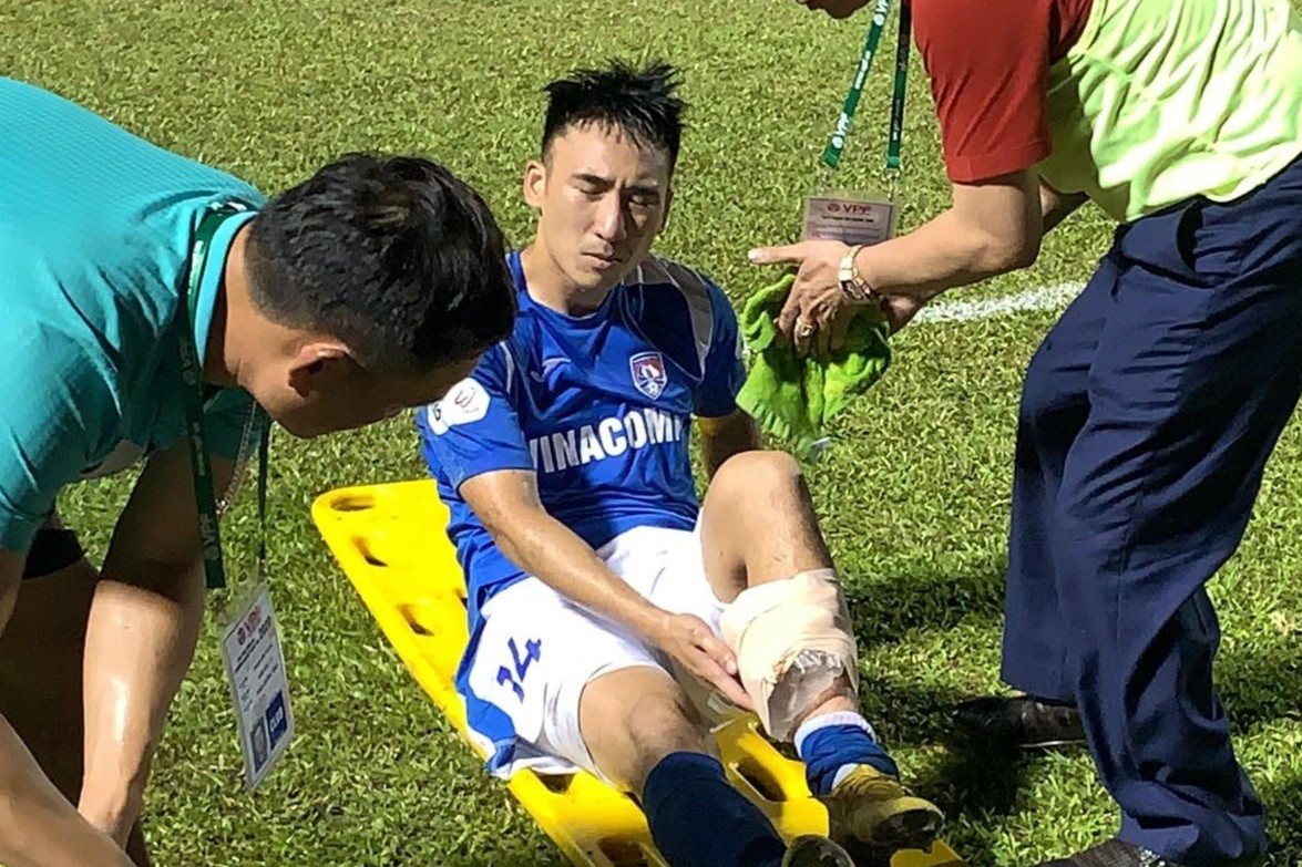 Hai Huy choang vang, khong nho minh va cham voi ai hinh anh