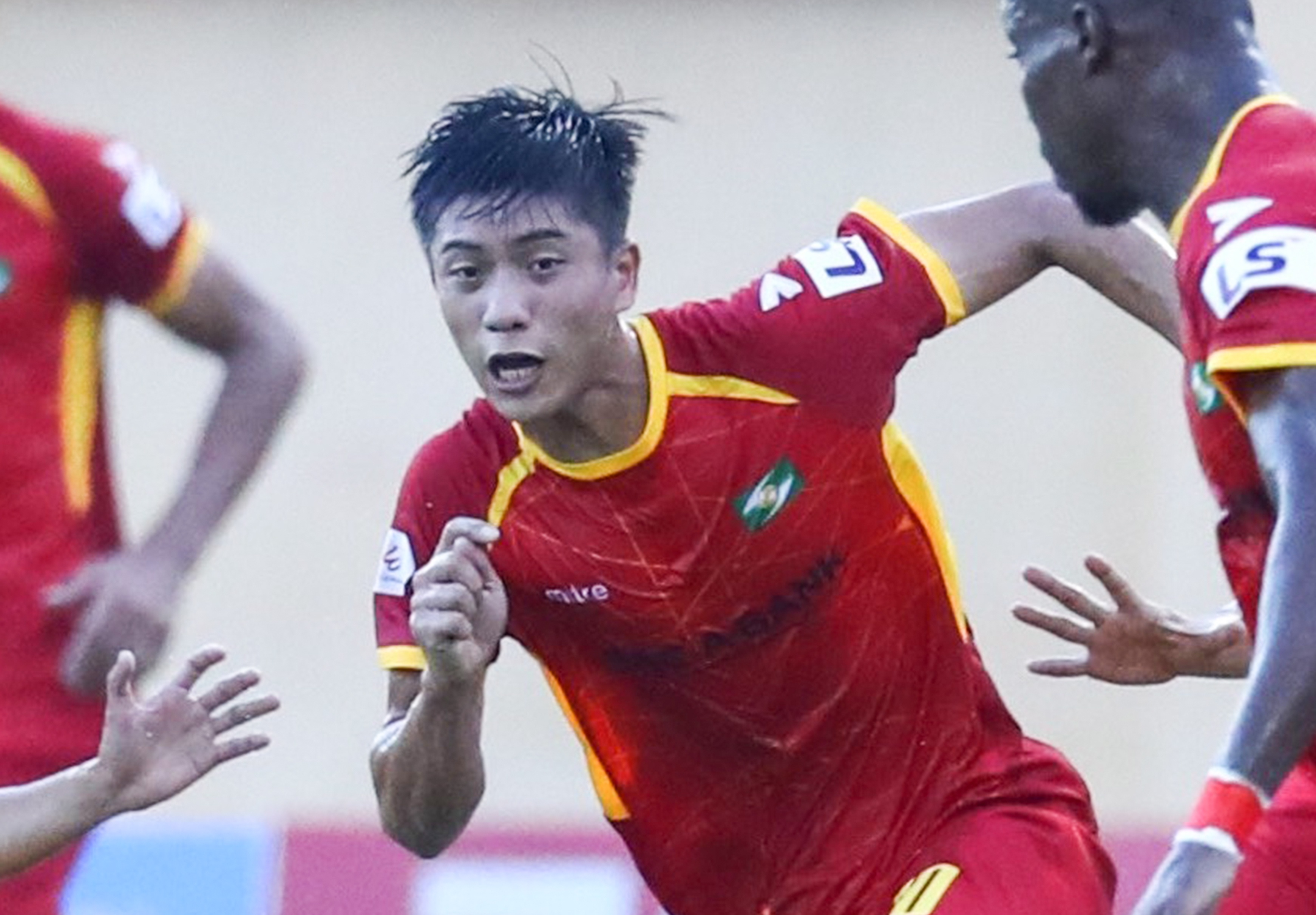 Phan Van Duc tu choi om bac si Choi vi nguoi ban hinh anh