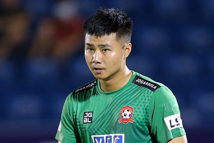 Thu mon tuyen quoc gia dong loat mac loi o vong 4 V.League hinh anh