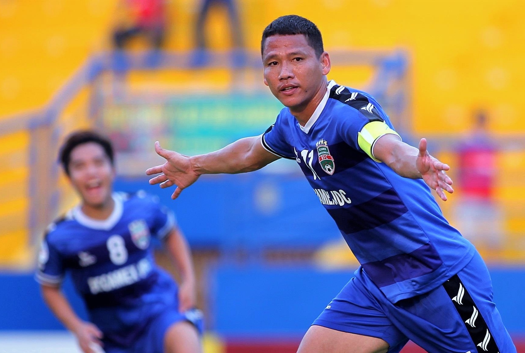 anh duc ve hagl anh 1