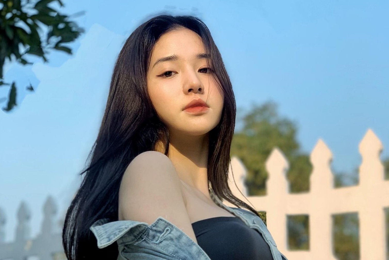 Nhan sac ban gai cua tien ve Trong Hung hinh anh