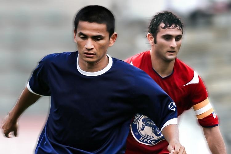 Kiatisak, Leandro va nhung ngoai binh hay nhat lich su V.League hinh anh