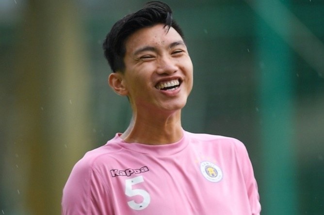 'Van Hau khong can thoi gian de hoa nhap' hinh anh