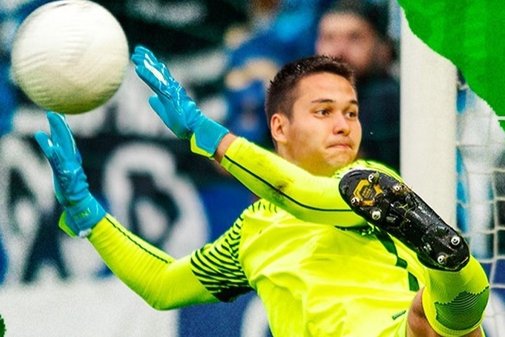 Doi bong cua Filip Nguyen gap APOEL o vong play-off Europa League hinh anh