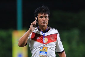 VFF cam HLV doi nu Ha Nam hoat dong bong da 5 nam hinh anh