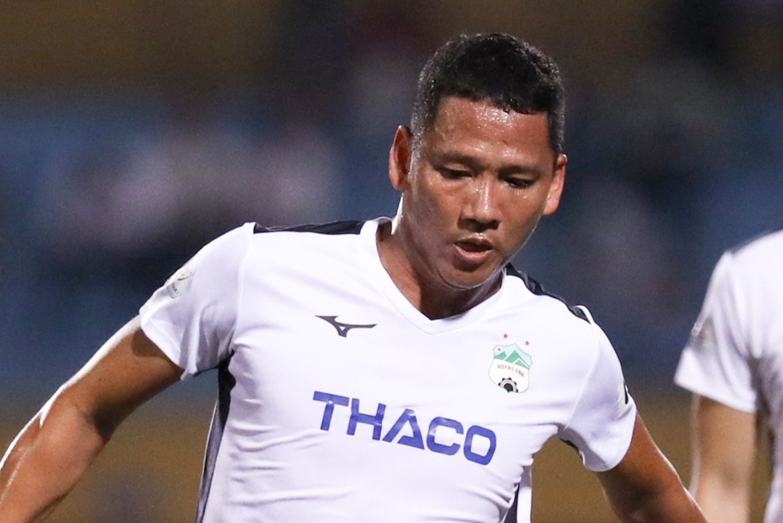 Anh Duc no luc o tran gap Viettel hinh anh