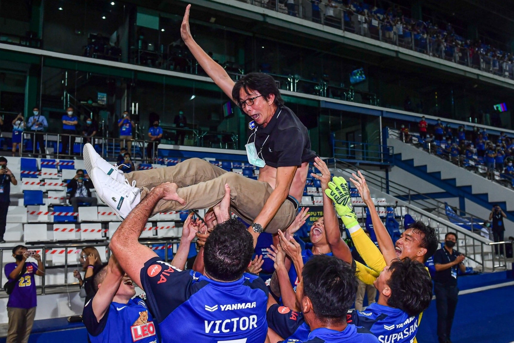 Dang sau chuc vo dich lich su cua BG Pathum United hinh anh