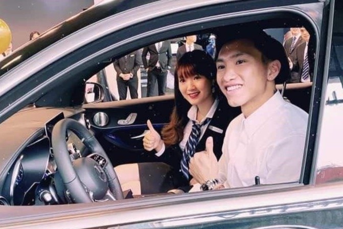 Van Hau va nhung cau thu doi doi sau ky tich Thuong Chau hinh anh