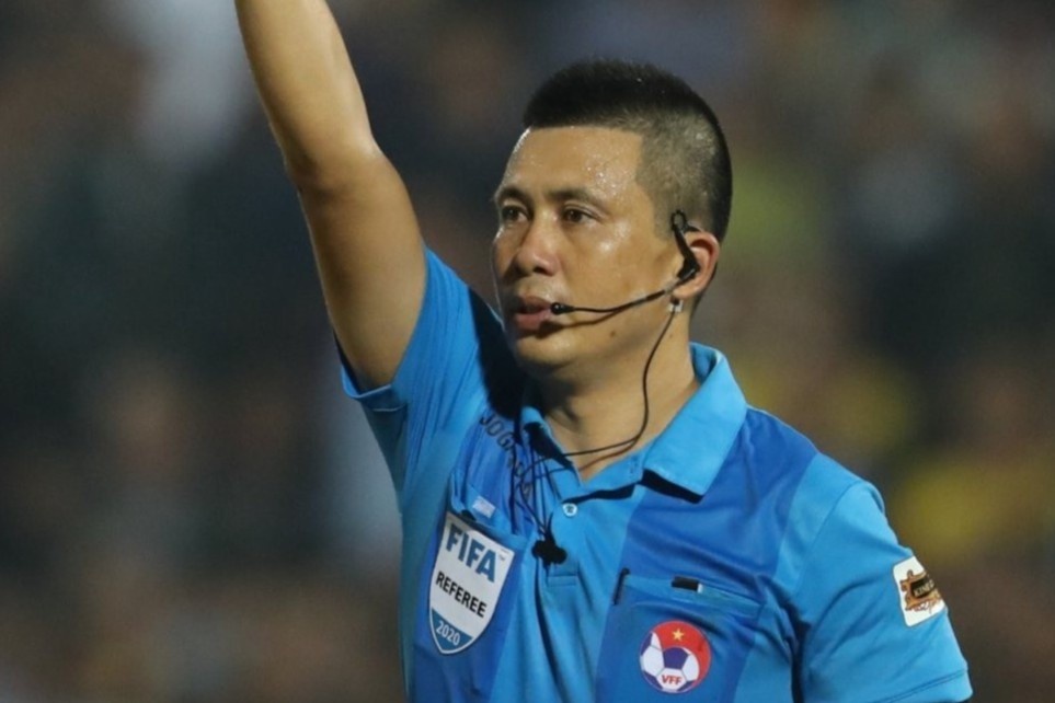 HLV CLB Nam Dinh: 'Trong tai da lam rat tot' hinh anh