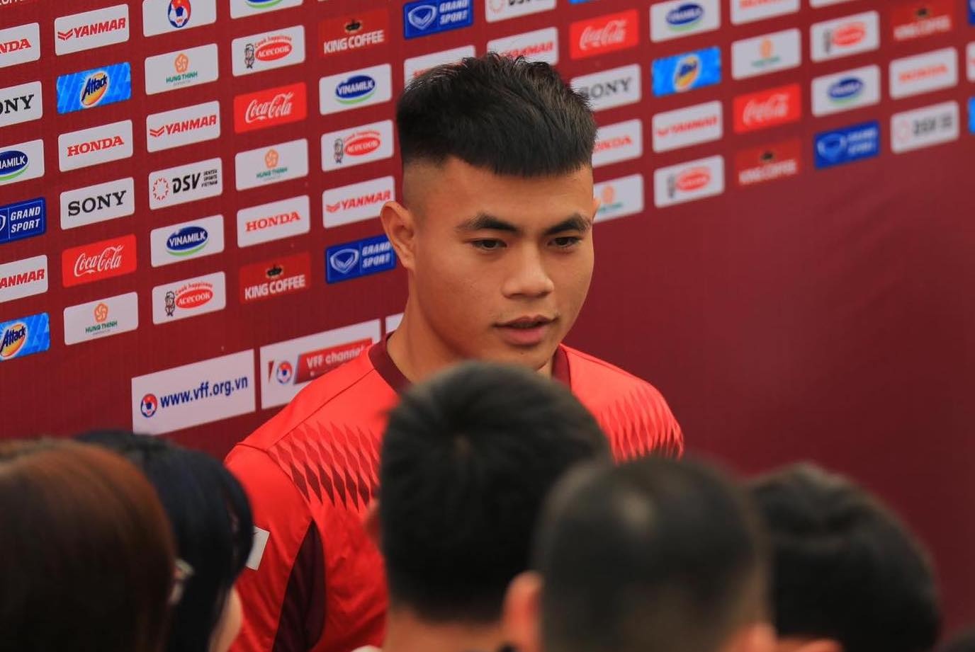 Ly Cong Hoang Anh: 'Bai tap cua HLV Park khong khac o CLB Ha Noi' hinh anh