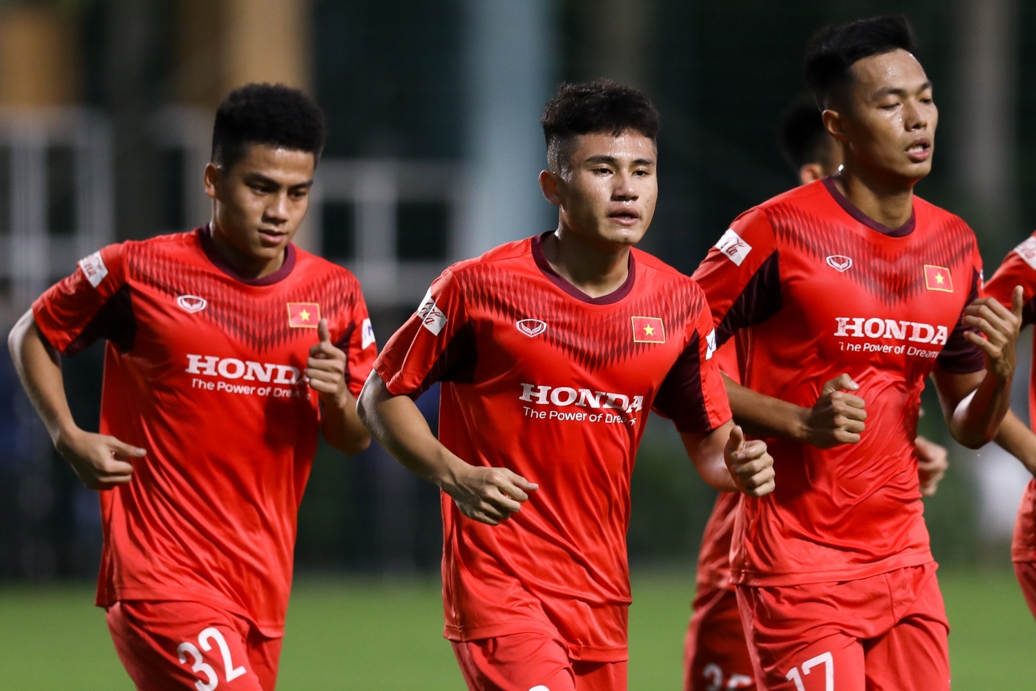 u22 viet nam vs pho hien anh 1