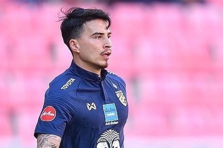 Tuyen Thai Lan bi cam hoa trong tran giao huu hinh anh