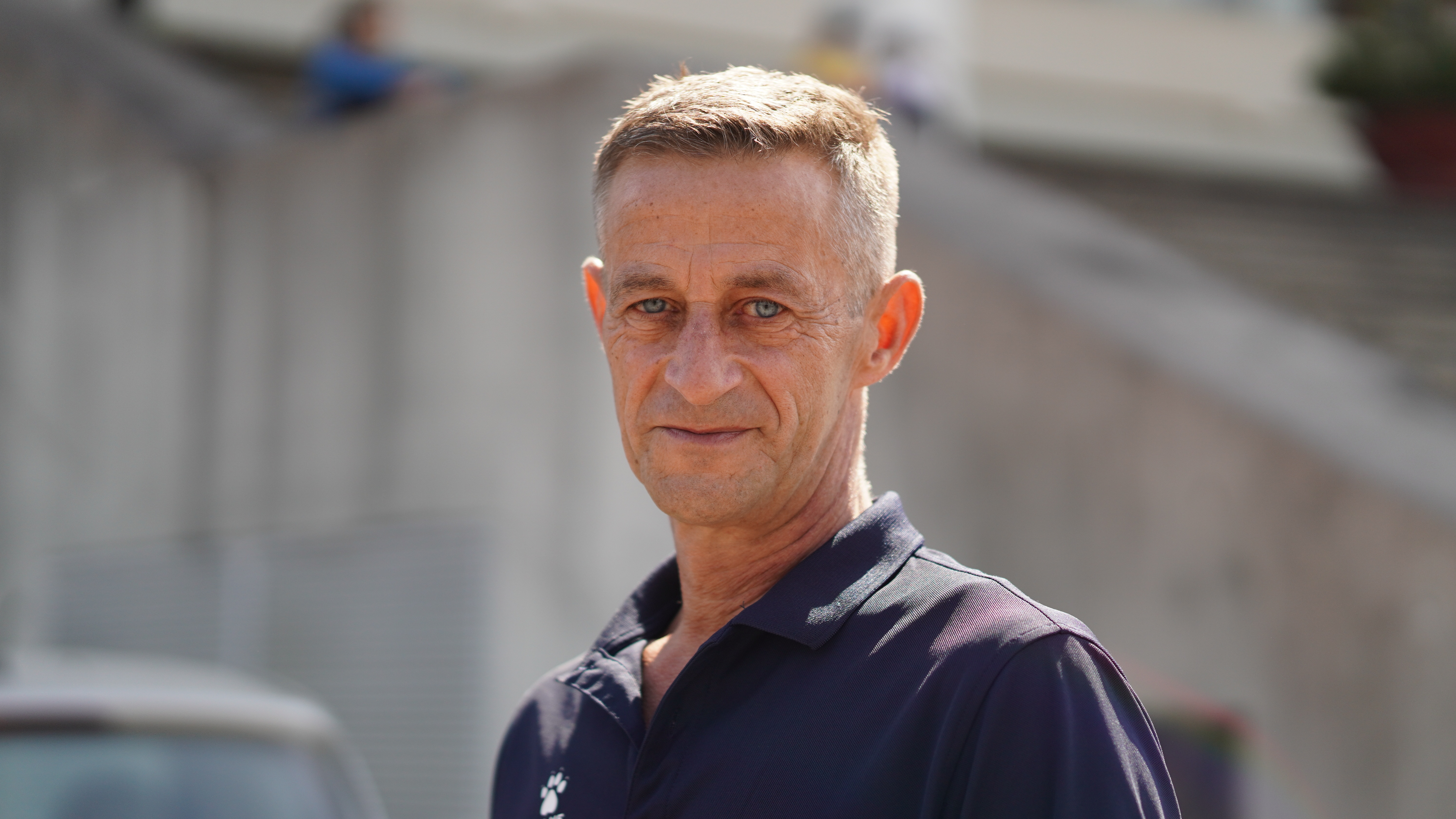 Cuu HLV the luc CLB Nam Dinh: 'Lukas Podolski tung dap cua phong toi' hinh anh